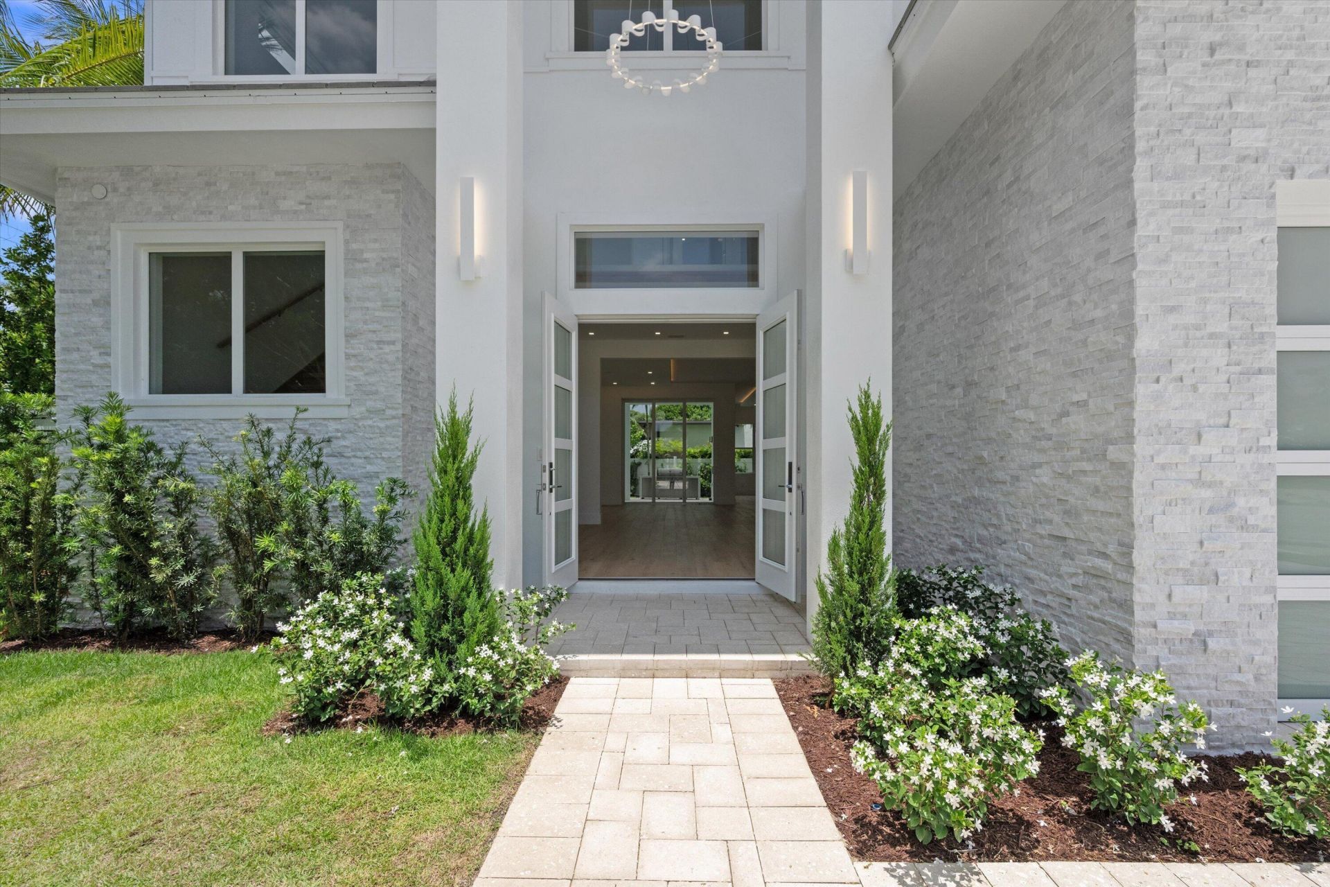 291 Summa Street, West Palm Beach, FL 33405 Photo
