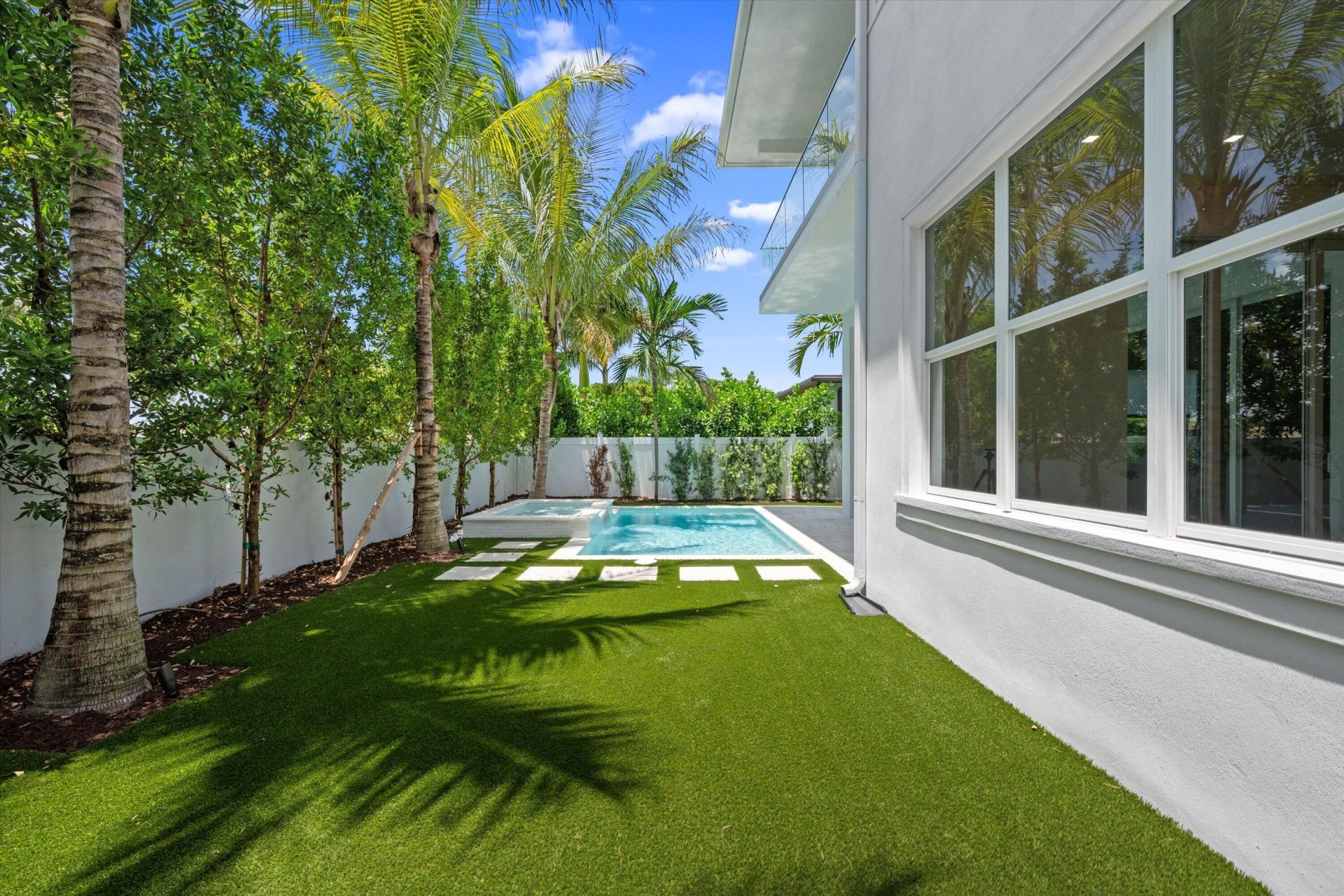 291 Summa Street, West Palm Beach, FL 33405 Photo
