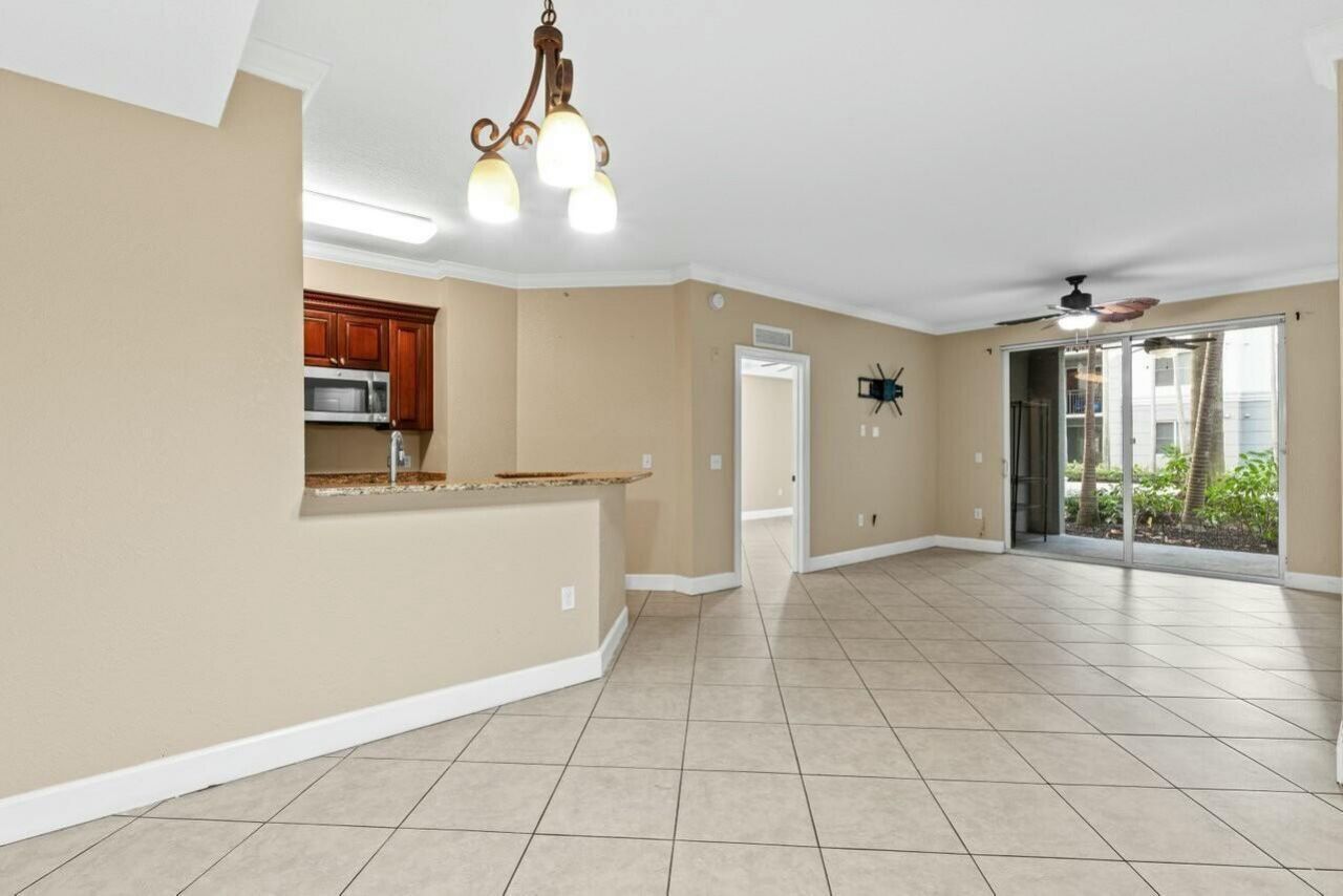 1690 Renaissance Commons Boulevard, Unit 1125, Boynton Beach, FL 33426 Photo