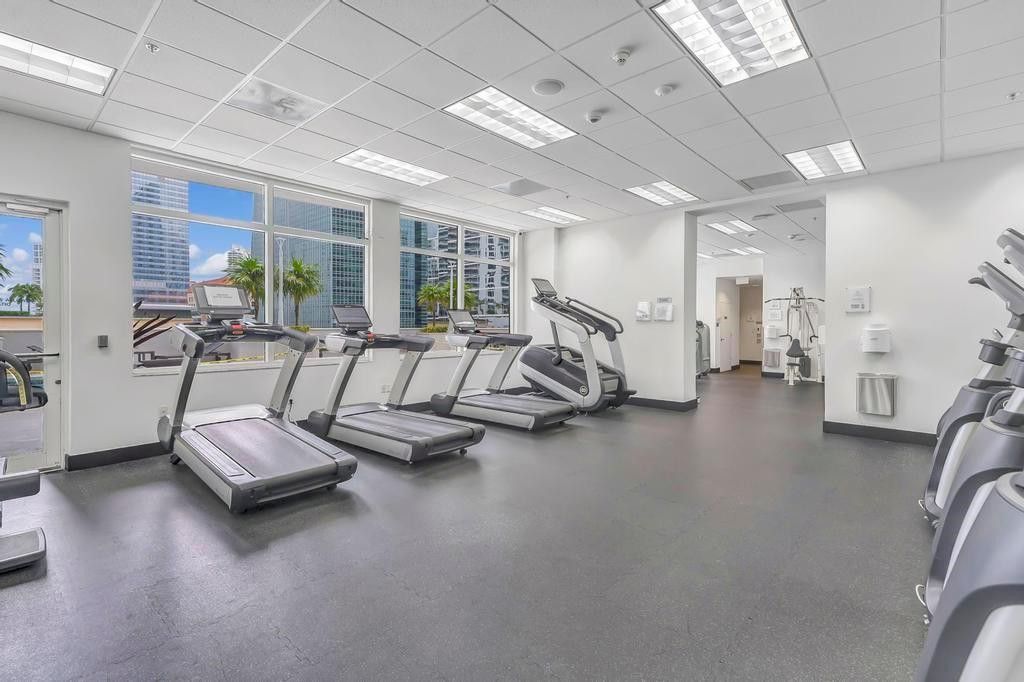 1200 Brickell Bay Drive, Unit 3906, Miami, FL 33131 Photo