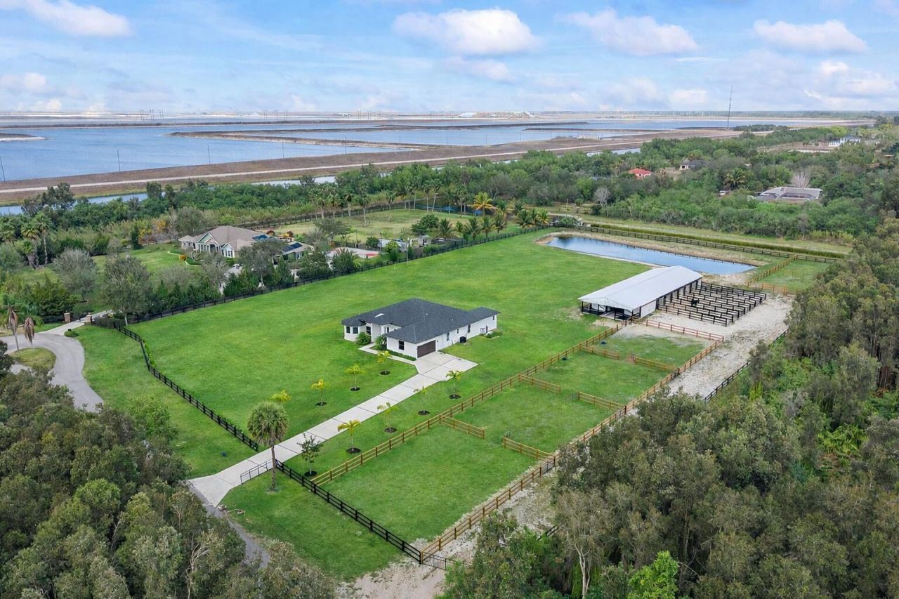 19921 Skyhawk Lane, The Acreage, FL 33470 Photo