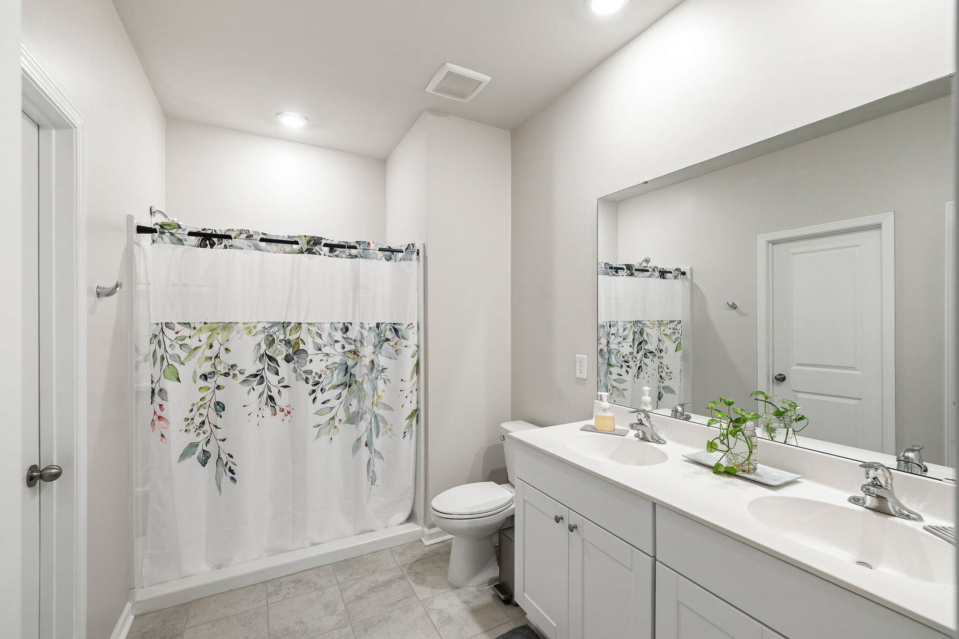 313 Squire Pope Road Photo 11