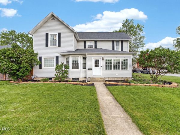 300 Elm Street , Findlay, OH 45840