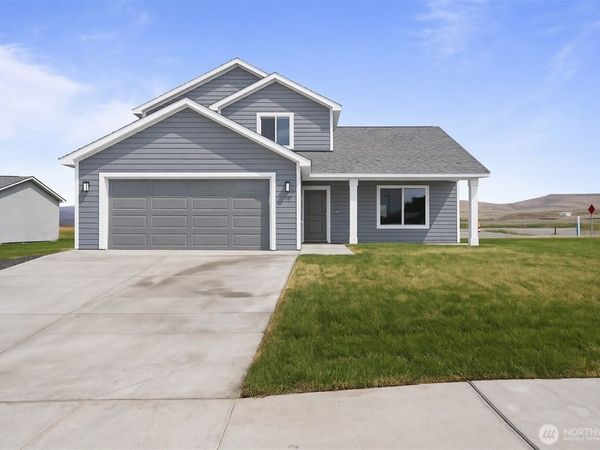 901 La Vista Drive , Warden, WA 98857