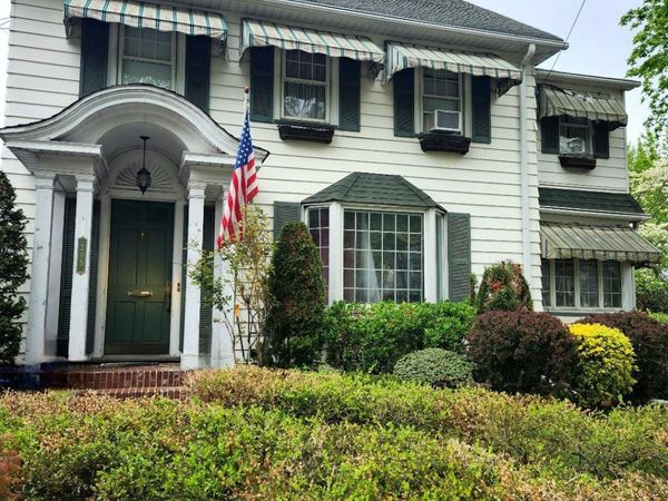 265 College Avenue , Staten Island, NY 10314