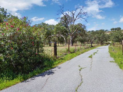 901 Quail Oaks Rd, Valley Springs, CA 95252 Photo