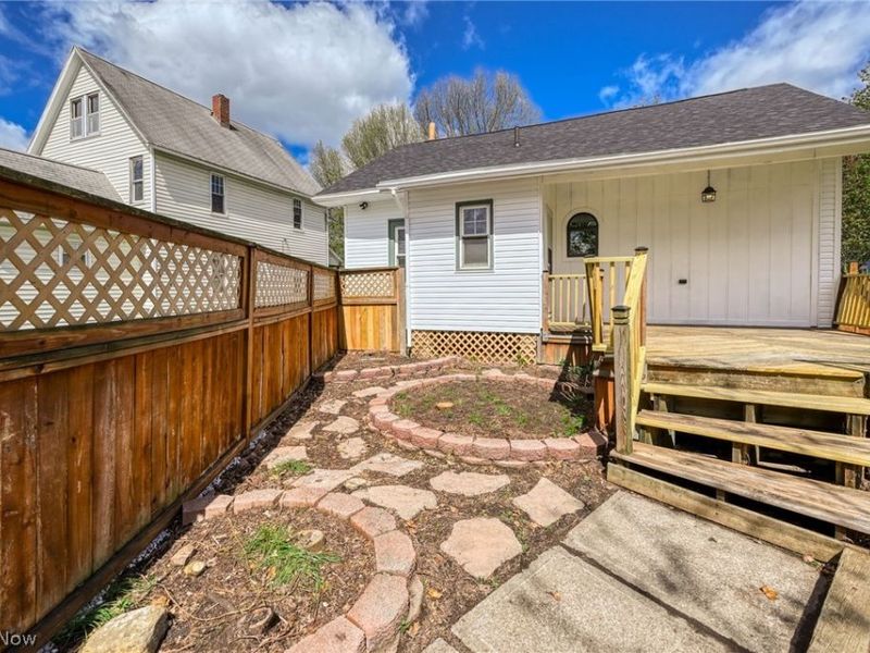 1364 California Avenue, Akron, OH 44314 Photo 24