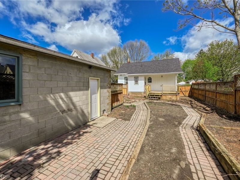 1364 California Avenue, Akron, OH 44314 Photo 28