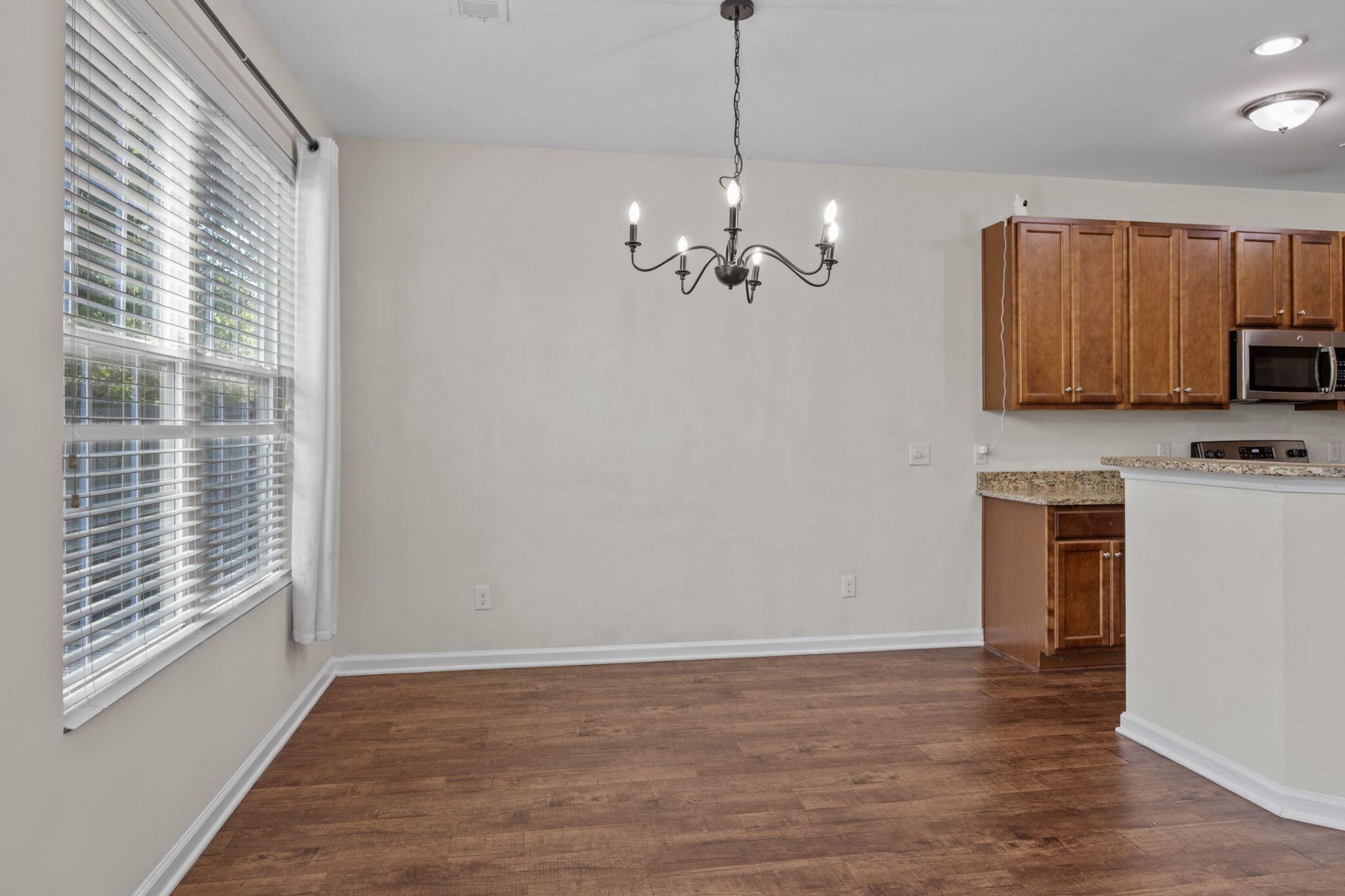 8988 Cat Tail Pond Road Photo 10