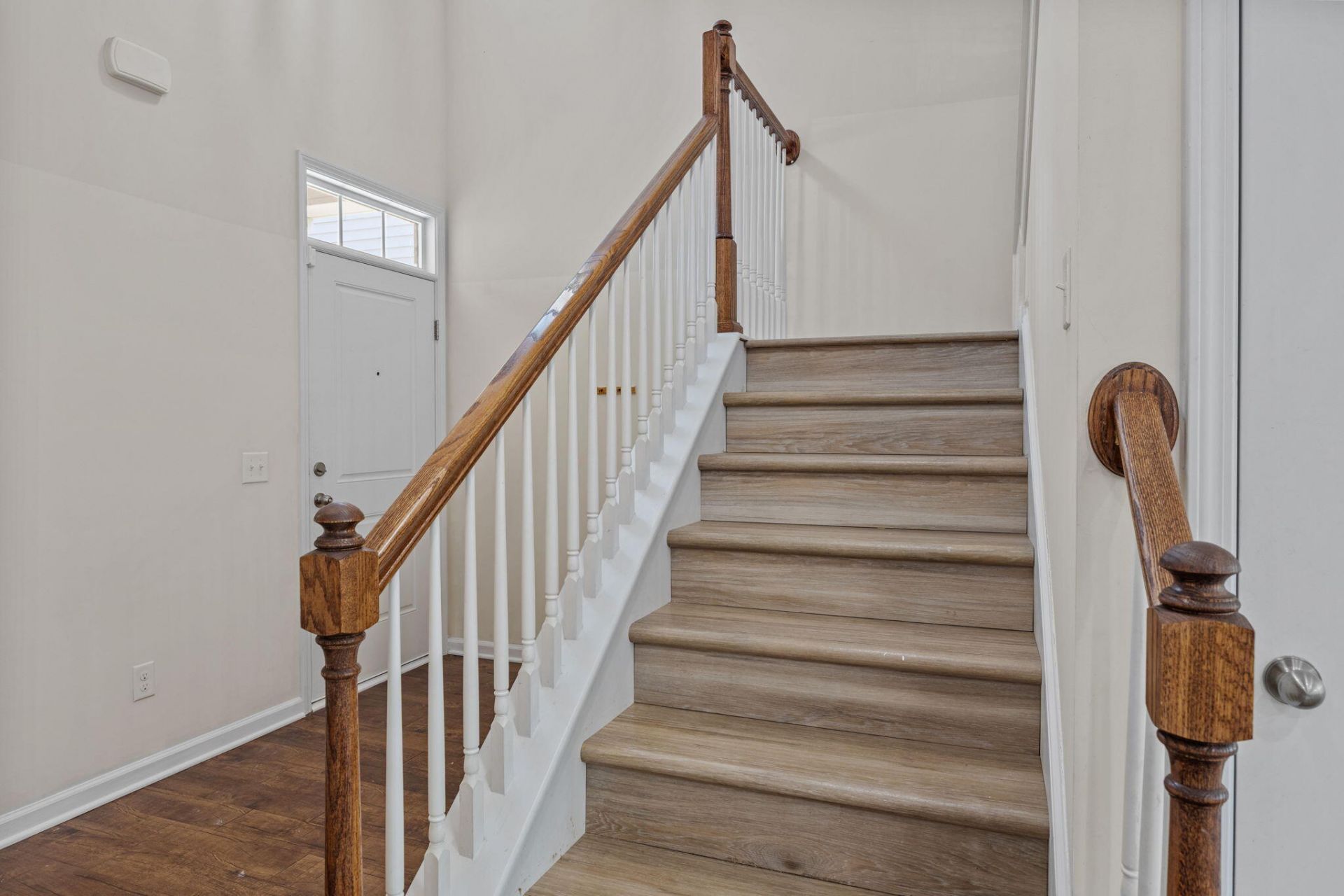 8988 Cat Tail Pond Road Photo 11