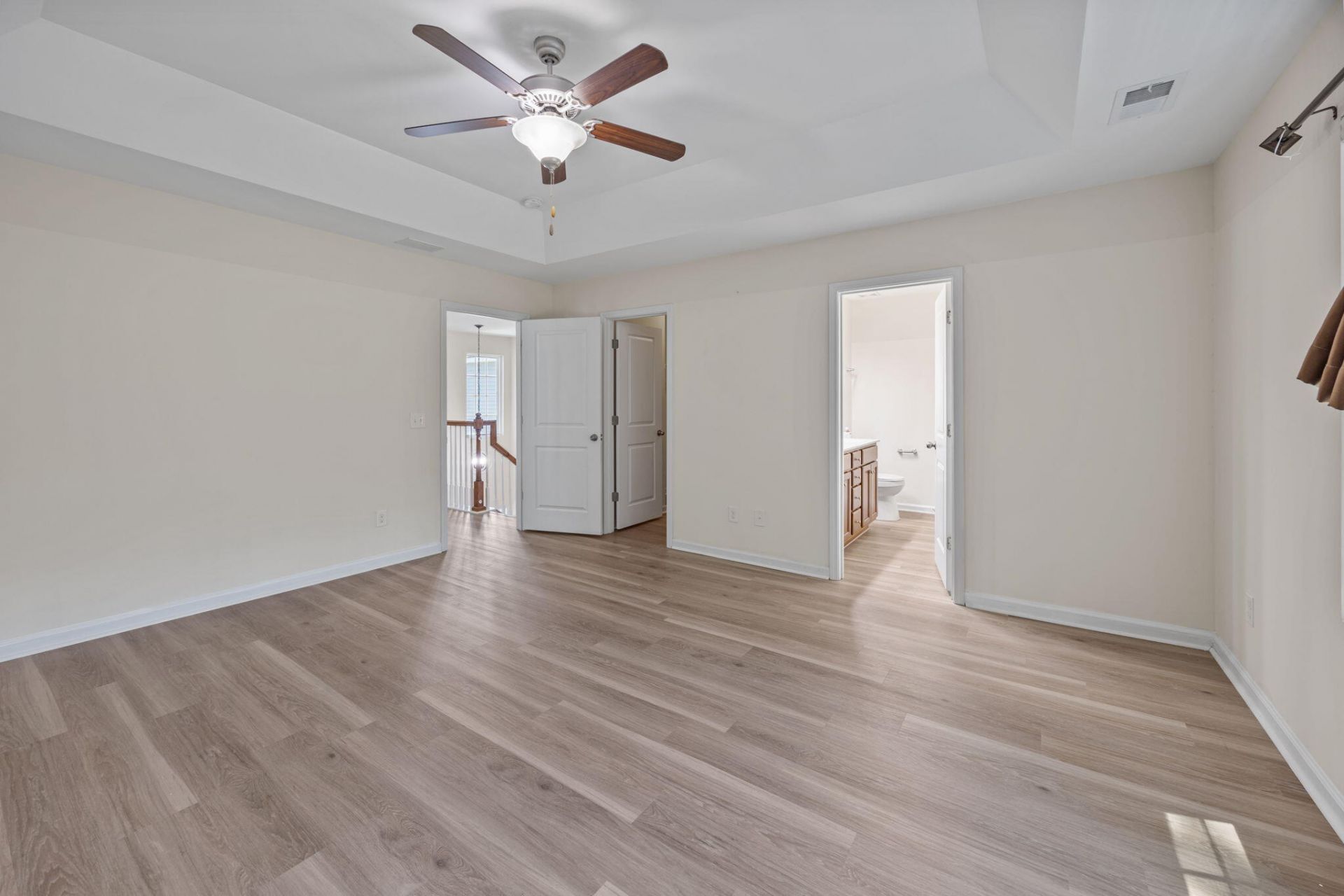 8988 Cat Tail Pond Road Photo 17