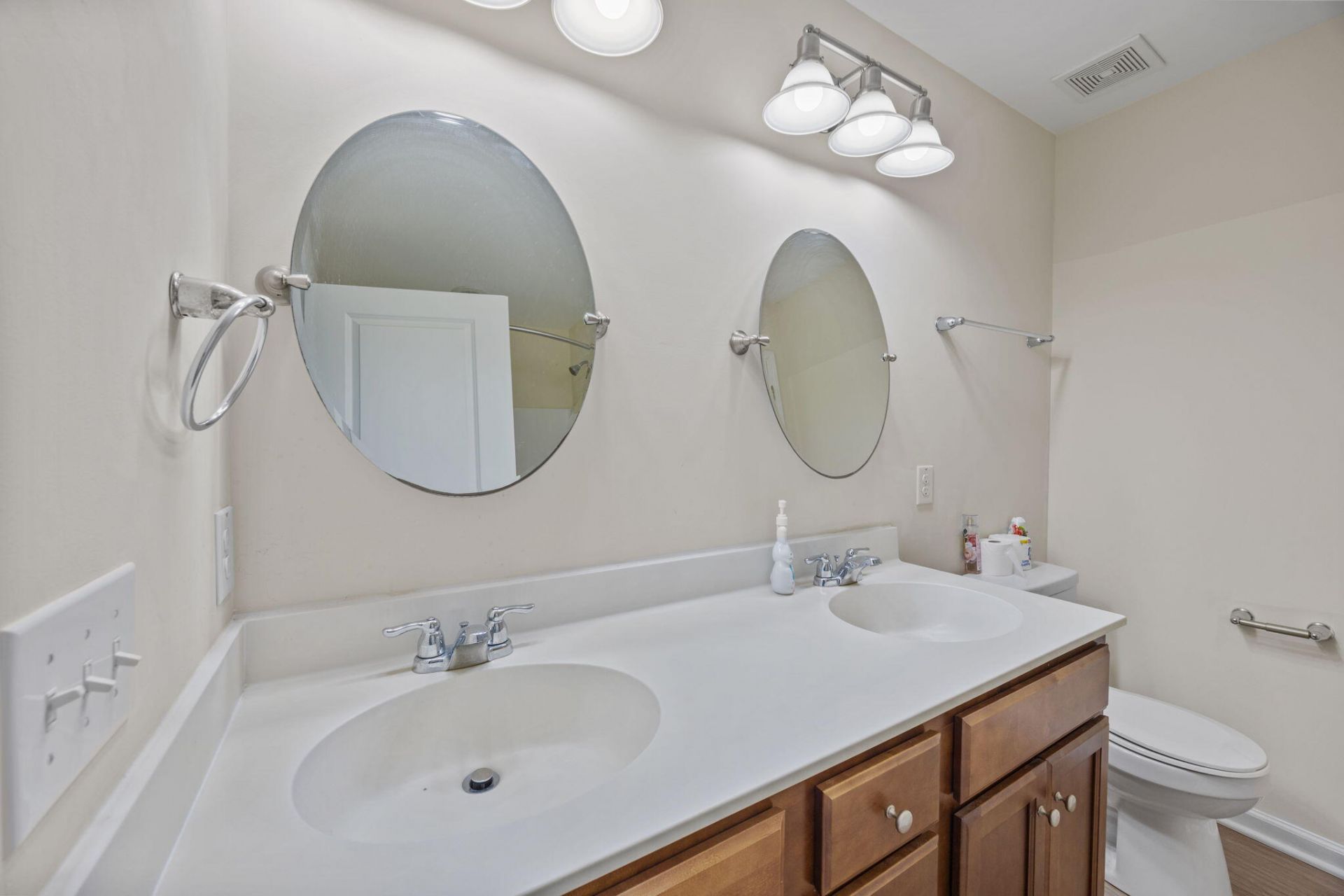 8988 Cat Tail Pond Road Photo 19