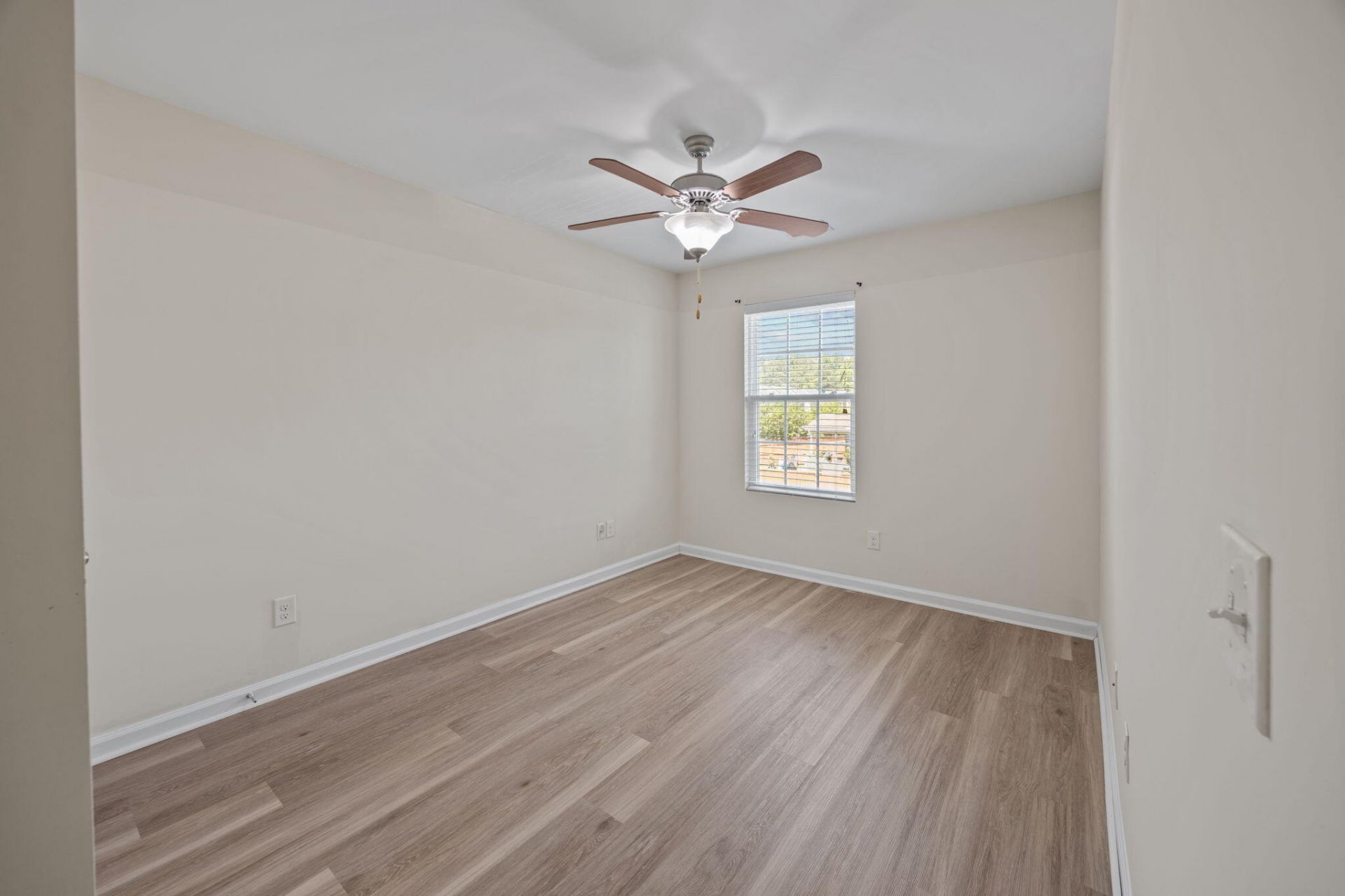 8988 Cat Tail Pond Road Photo 24