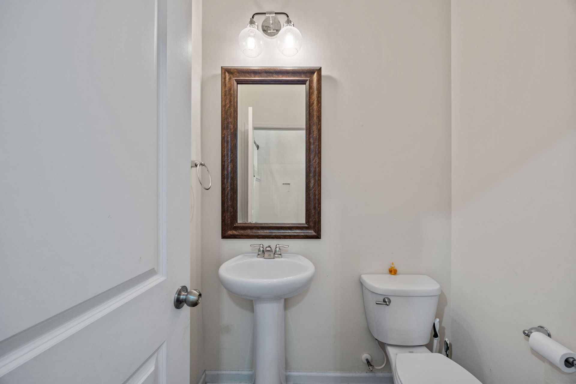 8988 Cat Tail Pond Road Photo 4