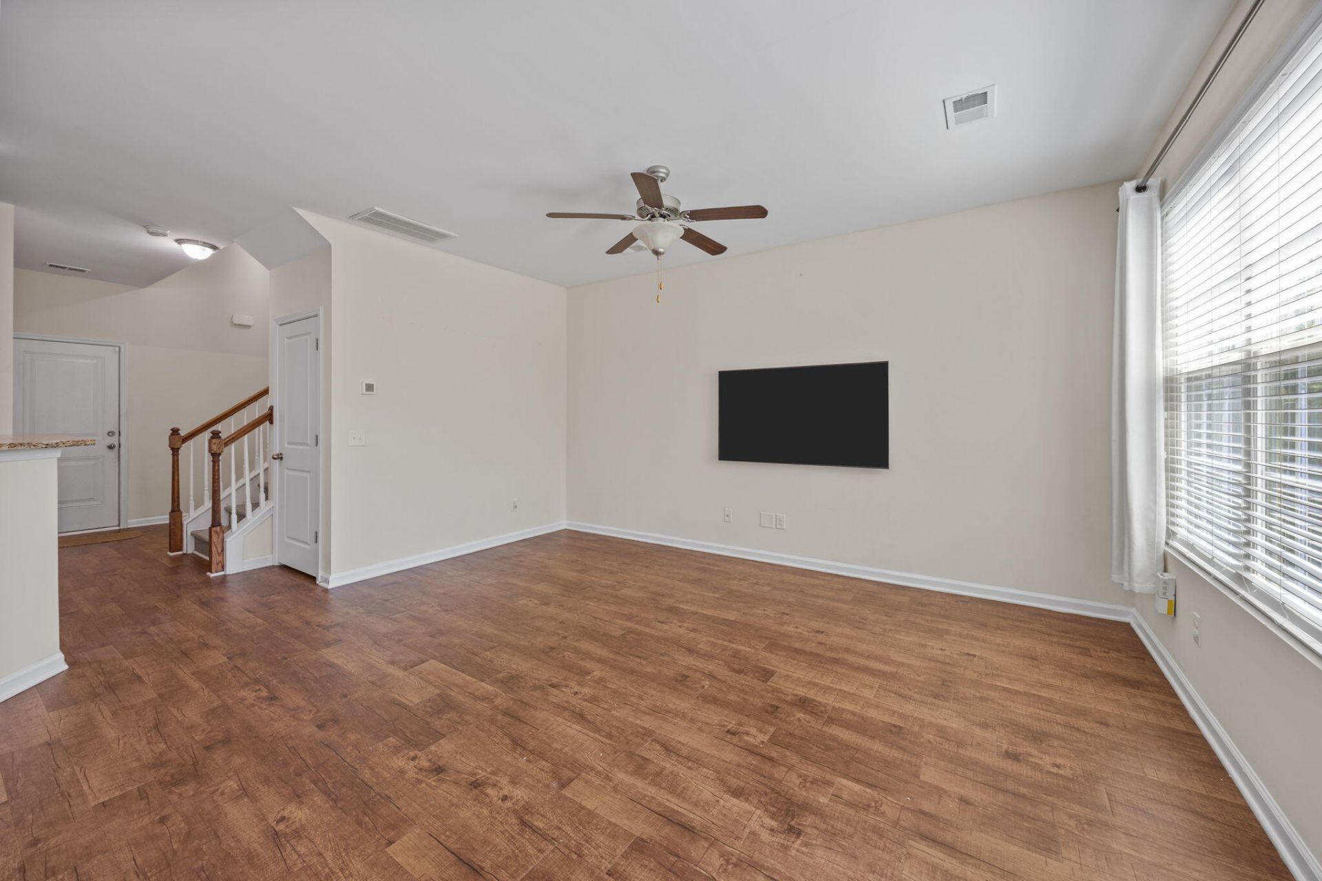 8988 Cat Tail Pond Road Photo 9