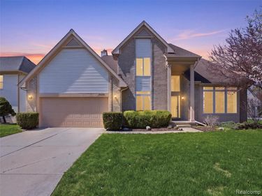 29435 Chelsea Crossing, Farmington Hills, MI 48331