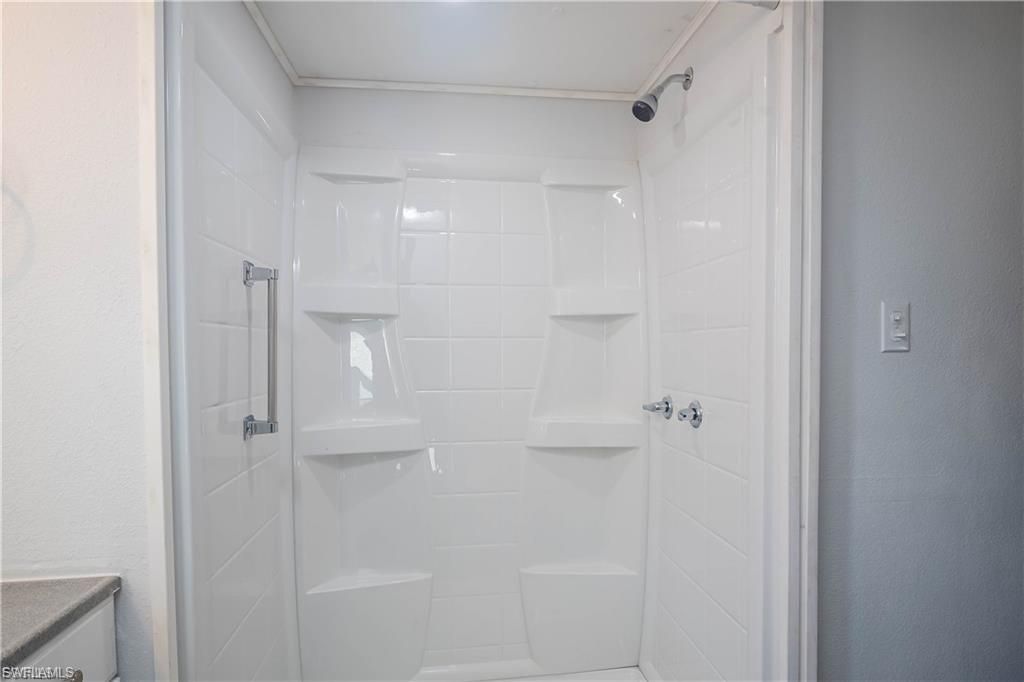 19 Garden Dr , Fort Myers, FL 33908 Photo