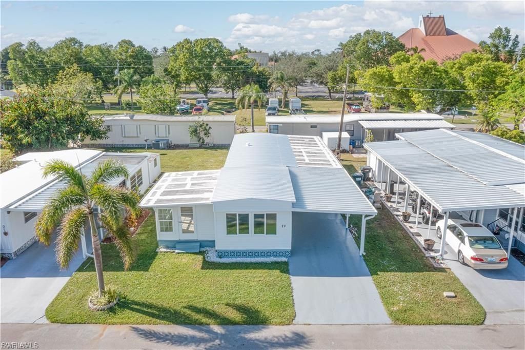 19 Garden Dr , Fort Myers, FL 33908 Photo