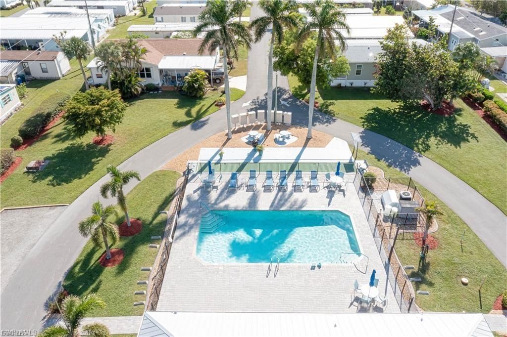 19 Garden Dr , Fort Myers, FL 33908 Photo