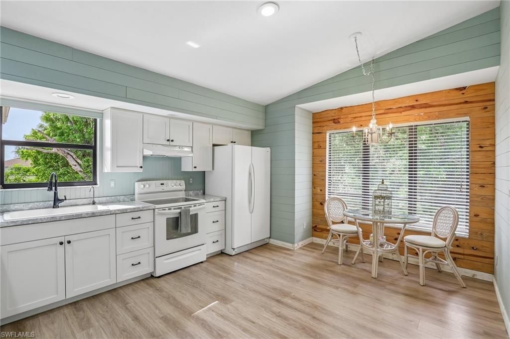 4539 Pine Village Ct, Saint James City, FL 33956 Photo