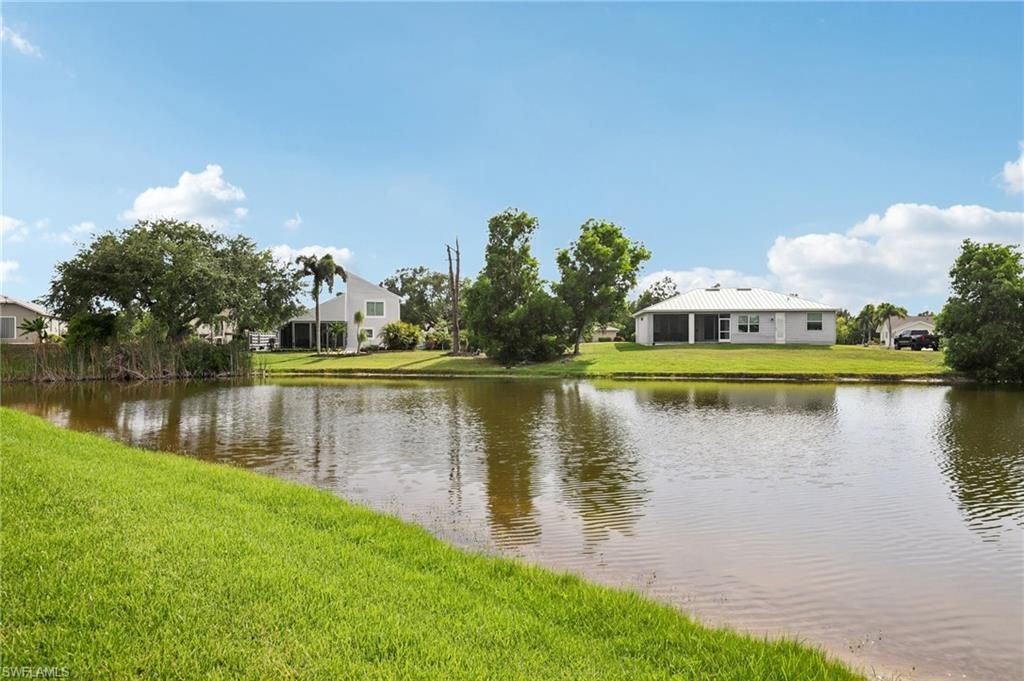 4539 Pine Village Ct, Saint James City, FL 33956 Photo