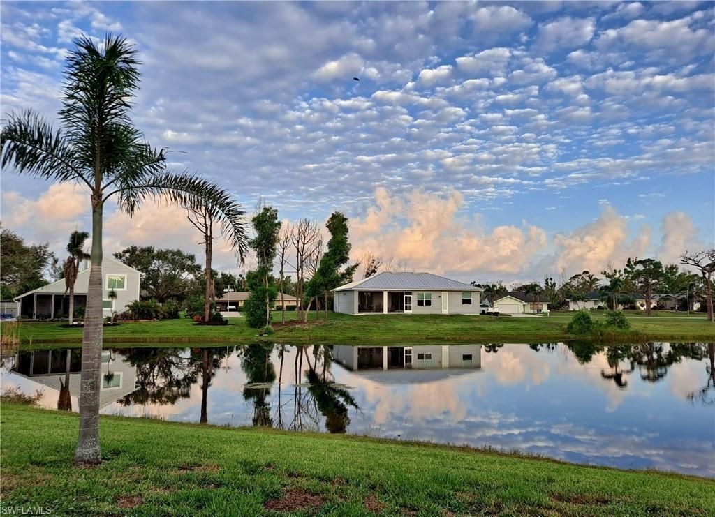 4539 Pine Village Ct, Saint James City, FL 33956 Photo