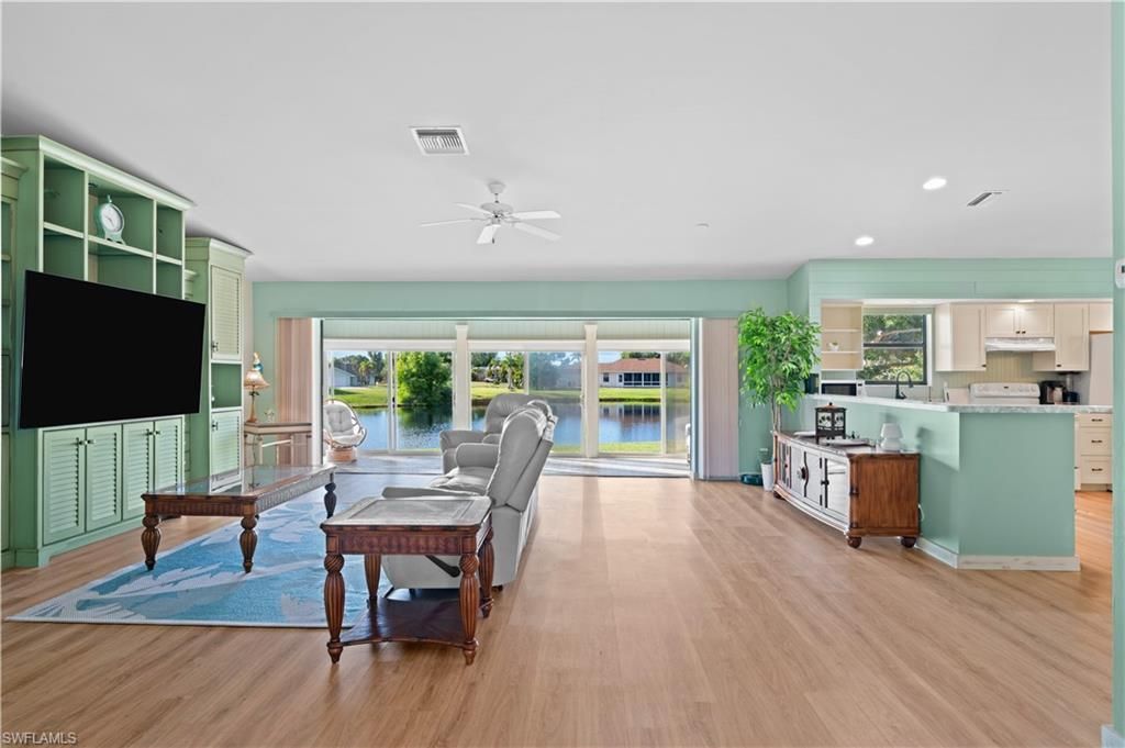 4539 Pine Village Ct, Saint James City, FL 33956 Photo