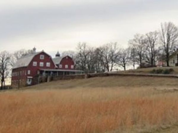 805 County Road 102 , Eureka Springs, AR 72632