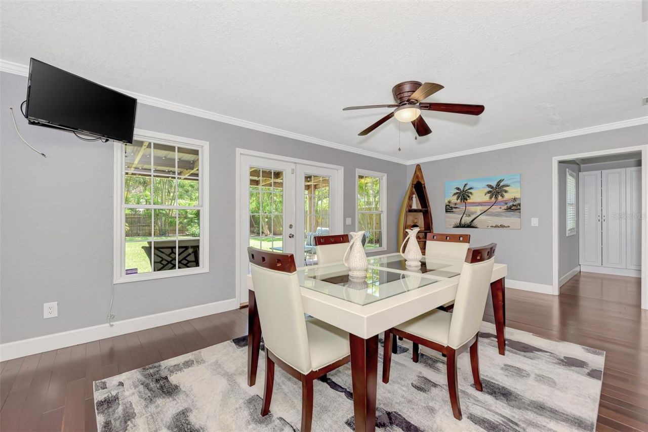 1894 Loma Linda Street, Sarasota, FL 34239 Photo
