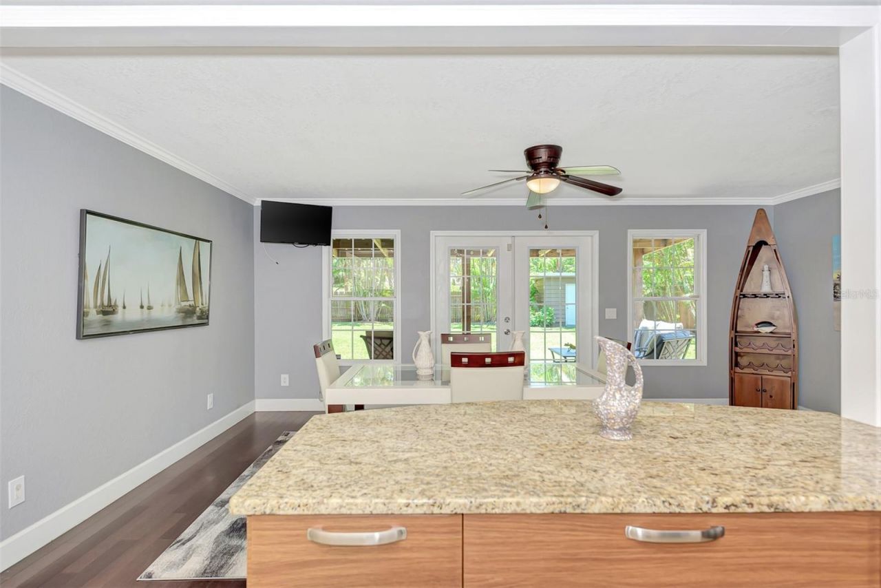1894 Loma Linda Street, Sarasota, FL 34239 Photo