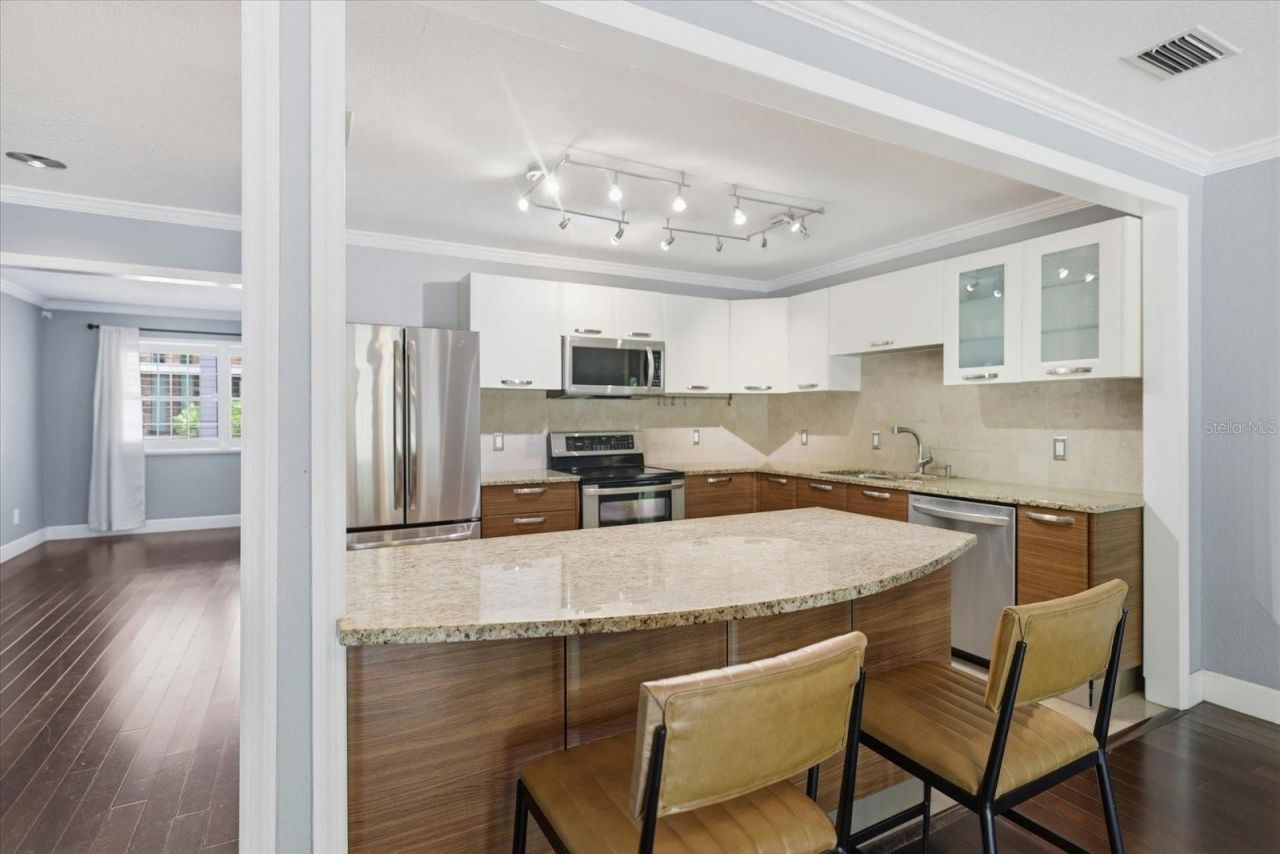 1894 Loma Linda Street, Sarasota, FL 34239 Photo