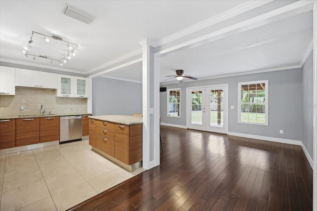 1894 Loma Linda Street, Sarasota, FL 34239 Photo