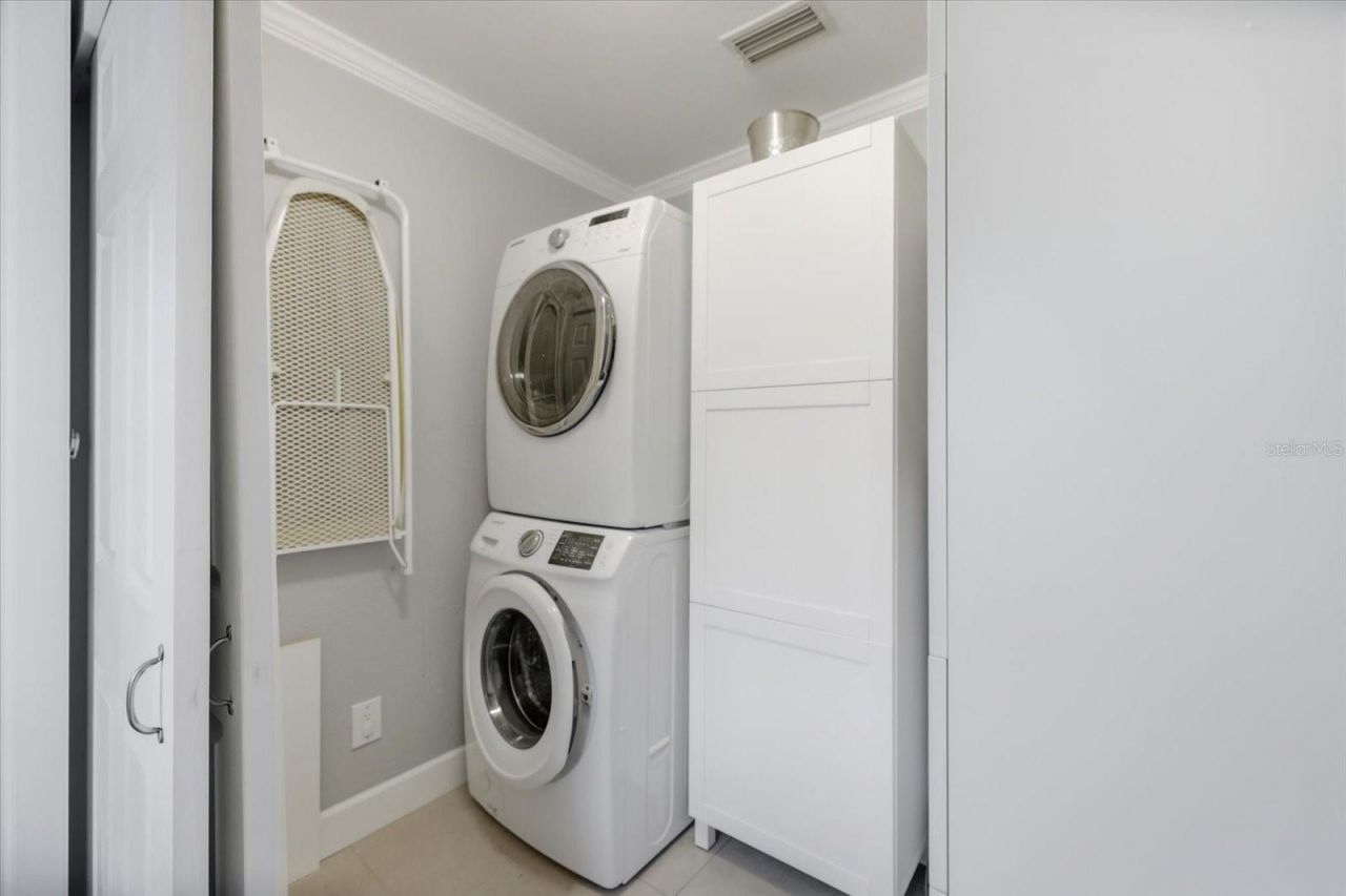 1894 Loma Linda Street, Sarasota, FL 34239 Photo