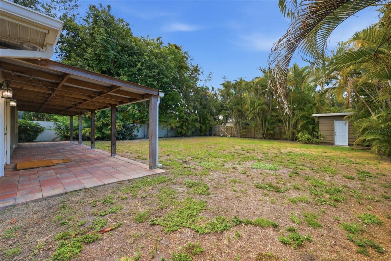 1894 Loma Linda Street, Sarasota, FL 34239 Photo