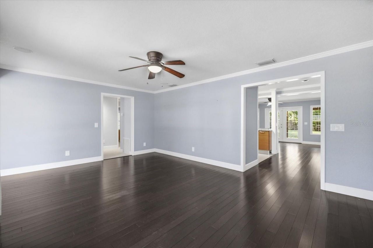 1894 Loma Linda Street, Sarasota, FL 34239 Photo