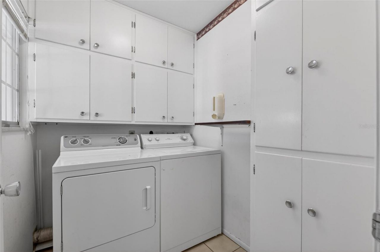 1210 Valley Forge Blvd, Unit 9, Sun City Center, FL 33573 Photo