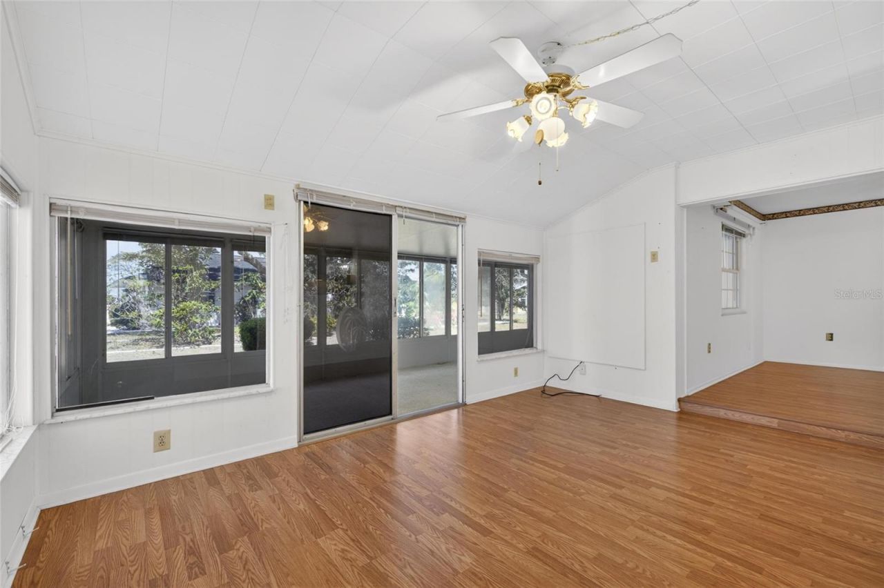1210 Valley Forge Blvd, Unit 9, Sun City Center, FL 33573 Photo