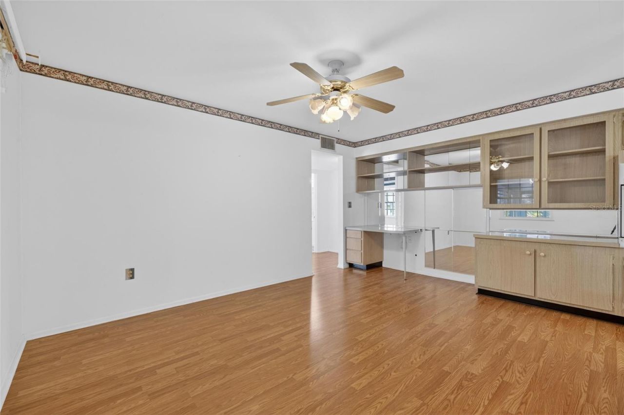 1210 Valley Forge Blvd, Unit 9, Sun City Center, FL 33573 Photo
