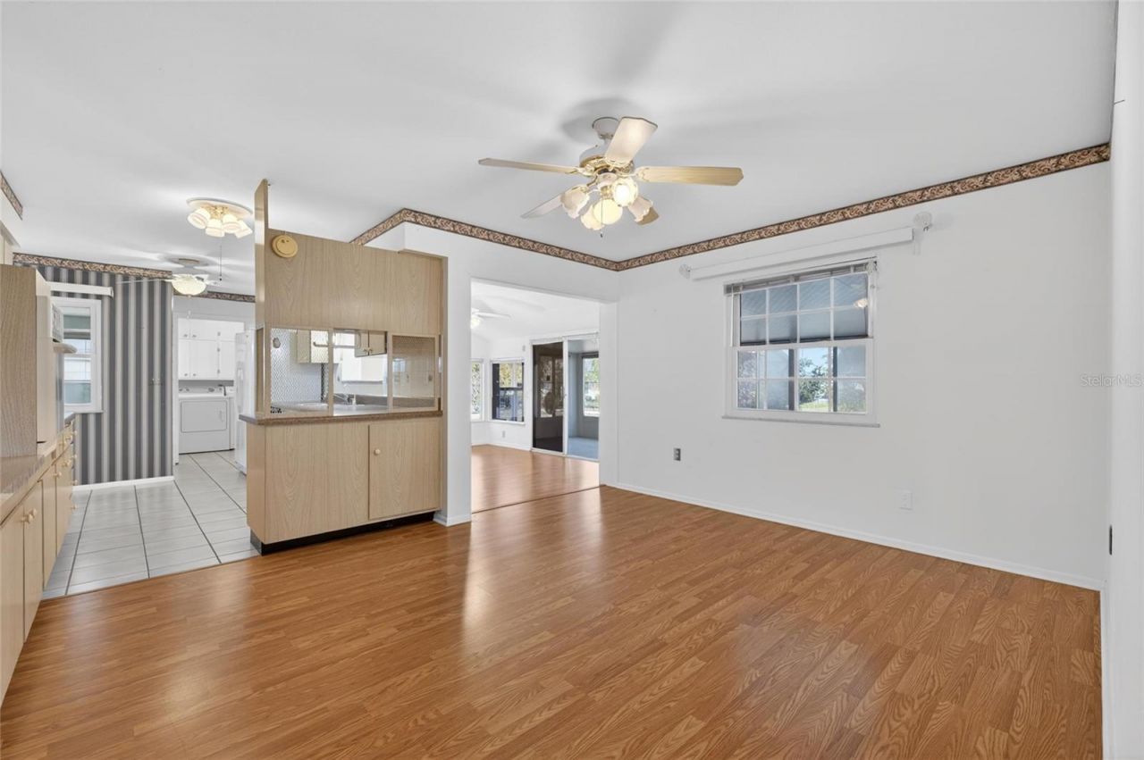 1210 Valley Forge Blvd, Unit 9, Sun City Center, FL 33573 Photo