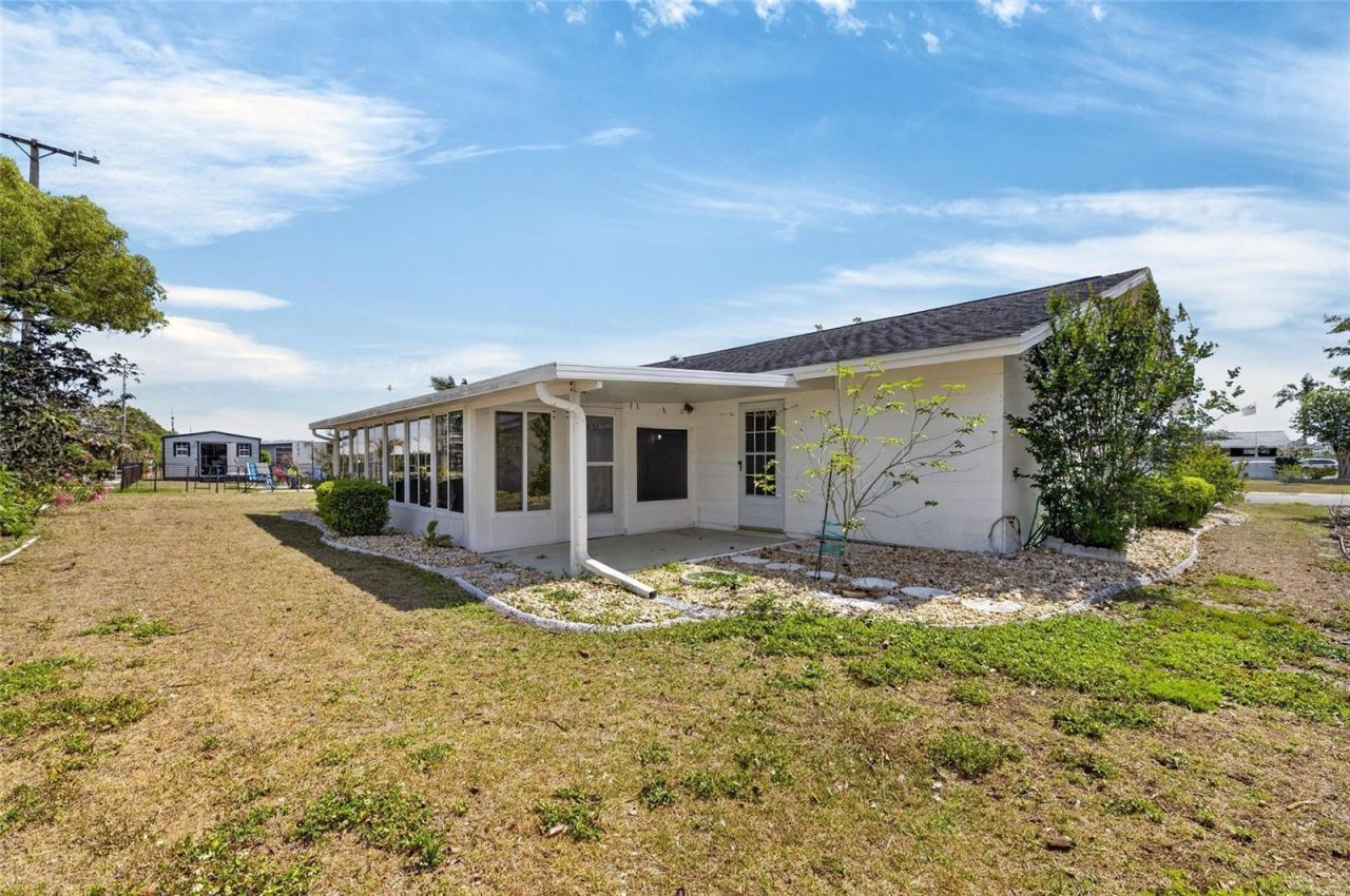 1210 Valley Forge Blvd, Unit 9, Sun City Center, FL 33573 Photo