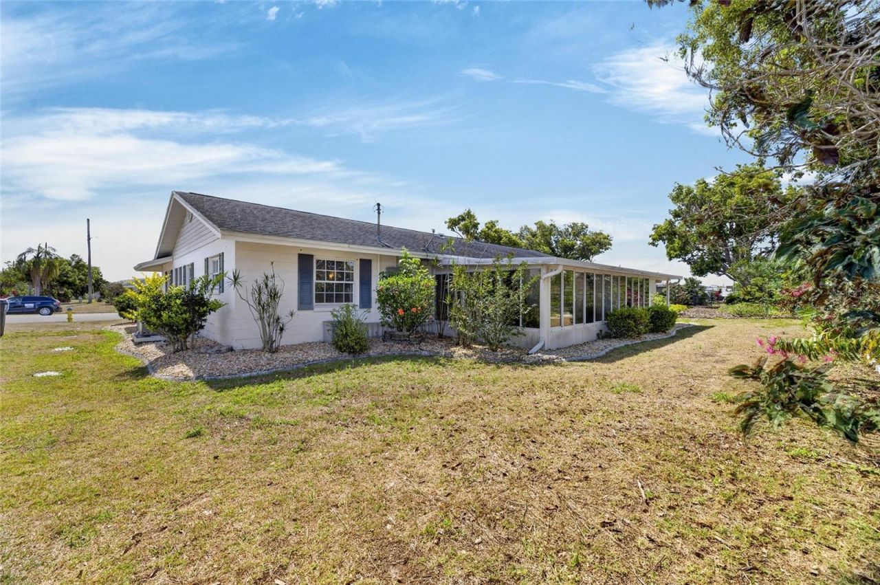 1210 Valley Forge Blvd, Unit 9, Sun City Center, FL 33573 Photo
