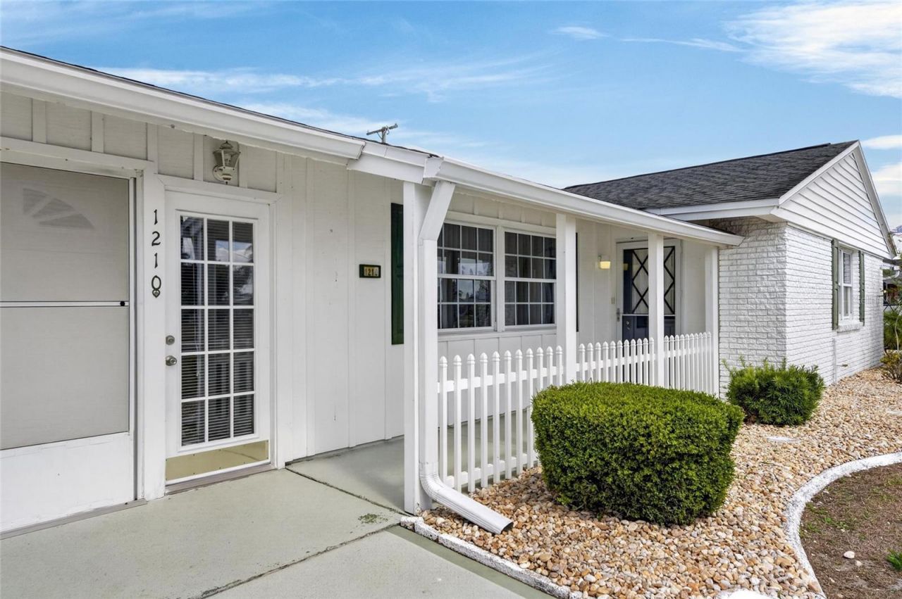 1210 Valley Forge Blvd, Unit 9, Sun City Center, FL 33573 Photo