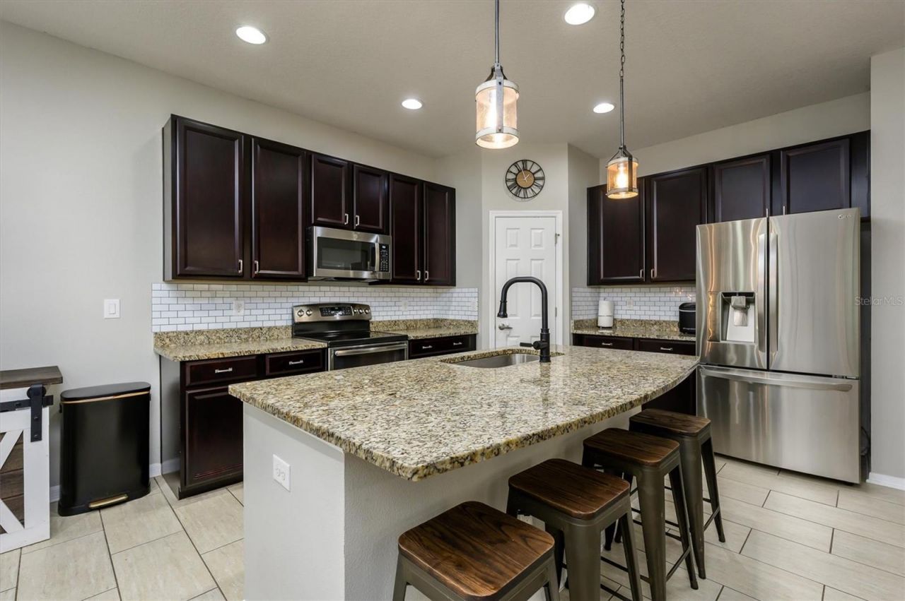 32698 Windelstraw Drive , Wesley Chapel, FL 33545 Photo