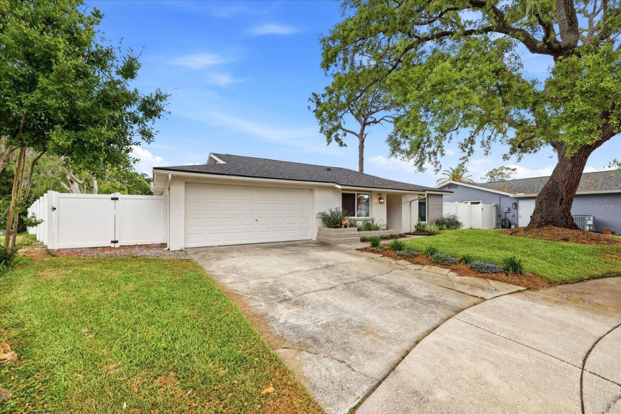 12021 107th Court , Largo, FL 33778 Photo