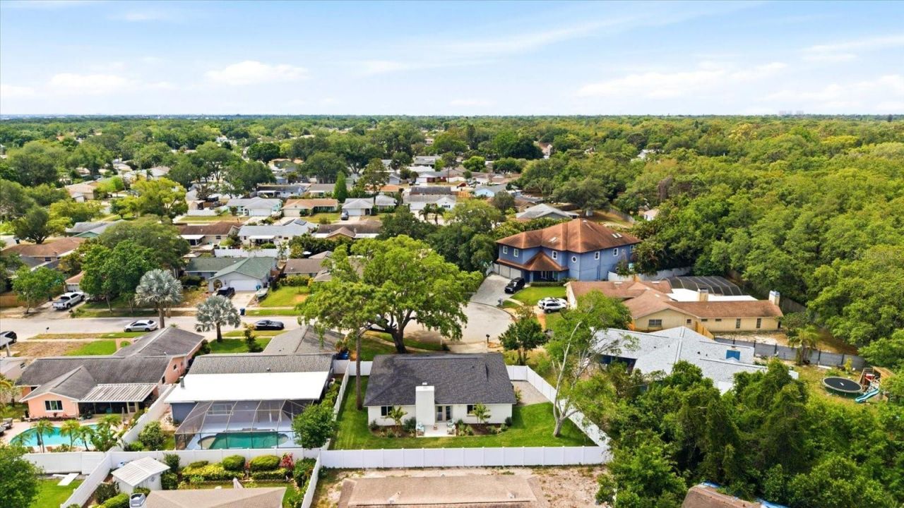 12021 107th Court , Largo, FL 33778 Photo