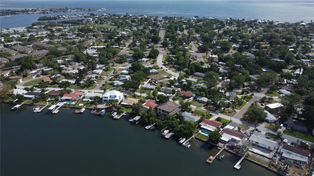 4101 Neptune Drive Se, Saint Petersburg, FL 33705 Photo