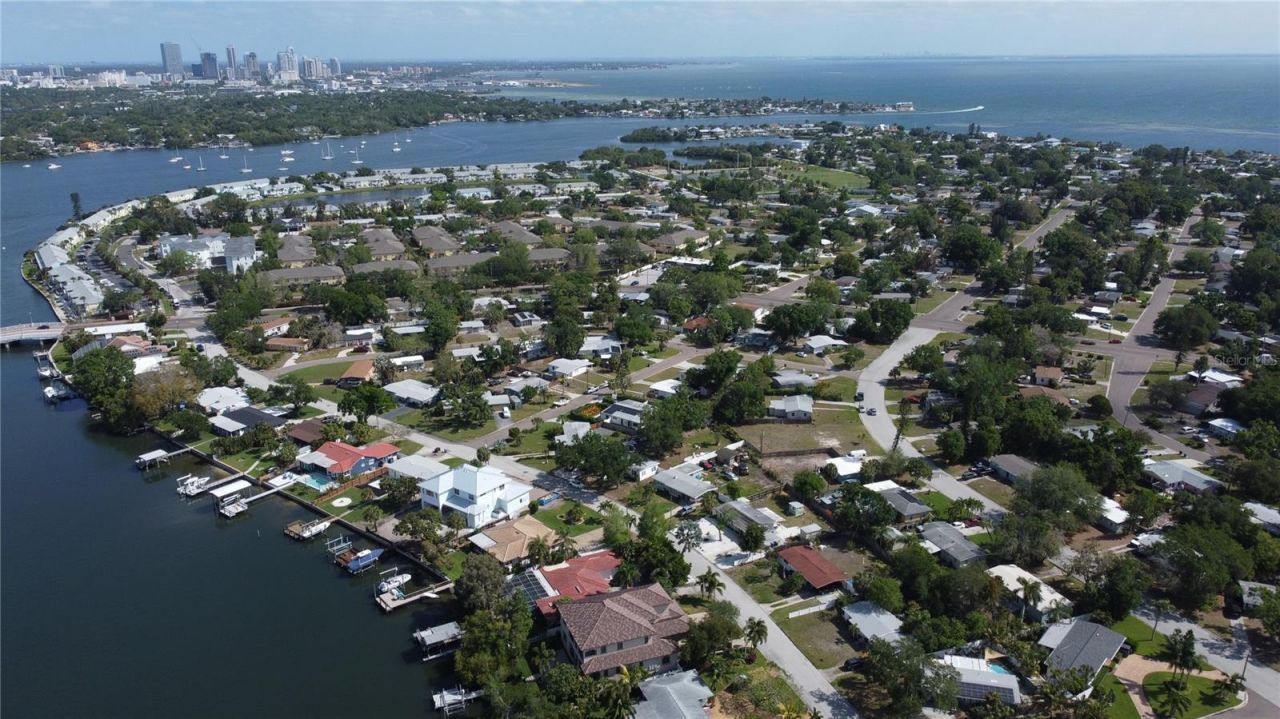 4101 Neptune Drive Se, Saint Petersburg, FL 33705 Photo
