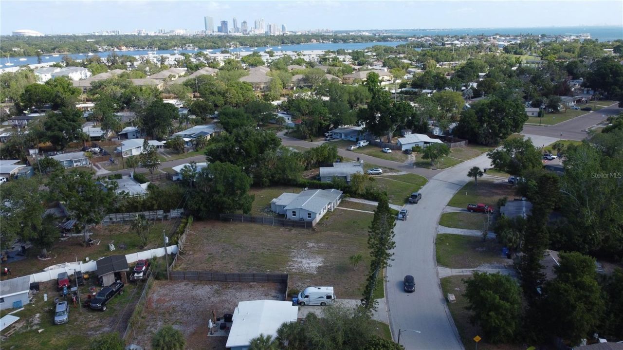 4101 Neptune Drive Se, Saint Petersburg, FL 33705 Photo