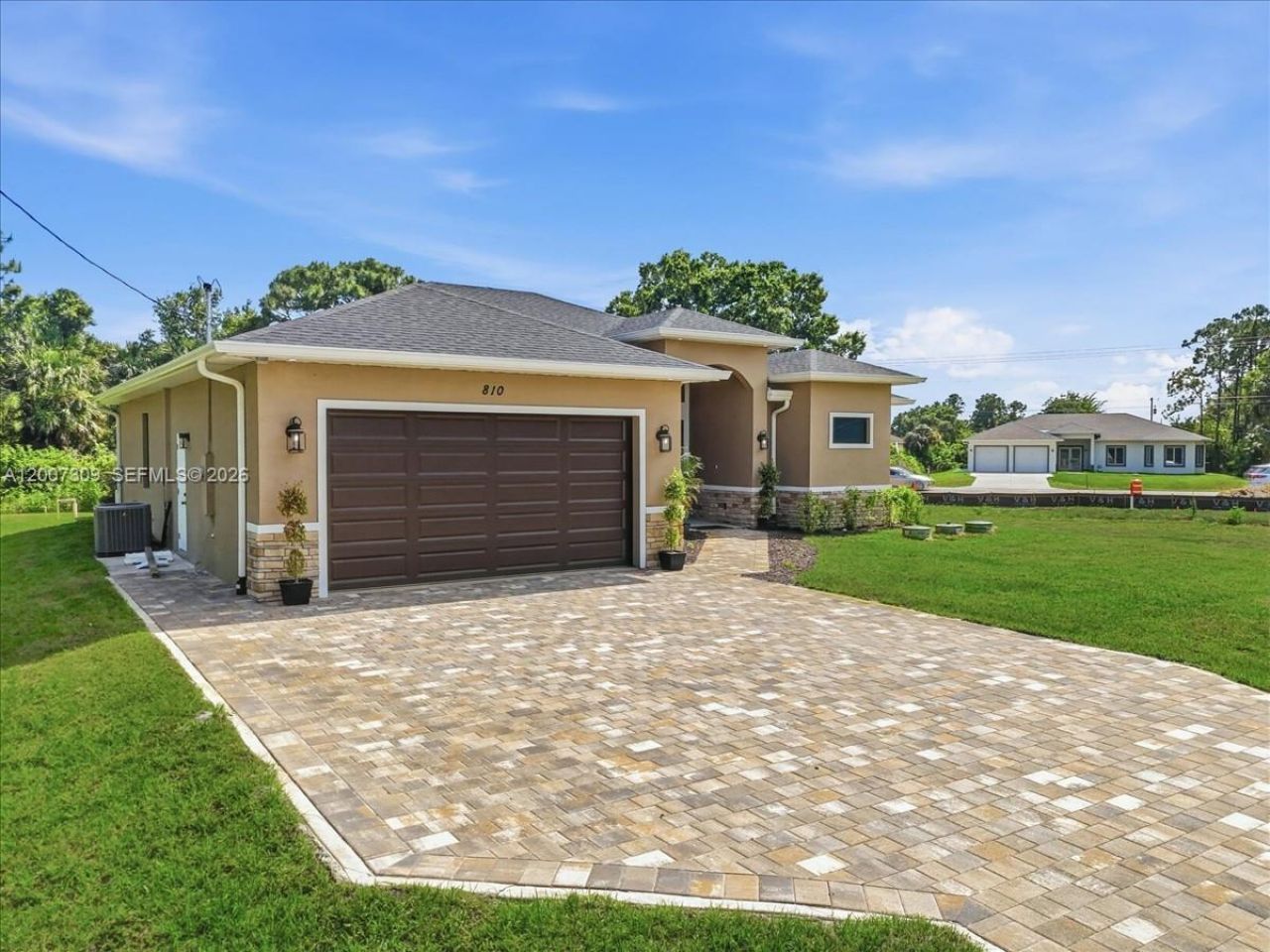 810 Sentinela Blvd, Lehigh Acres, FL 33974 Photo