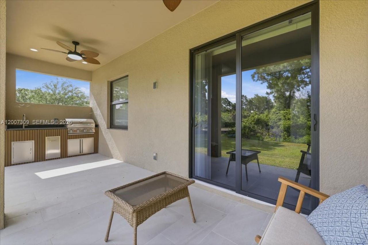 810 Sentinela Blvd, Lehigh Acres, FL 33974 Photo
